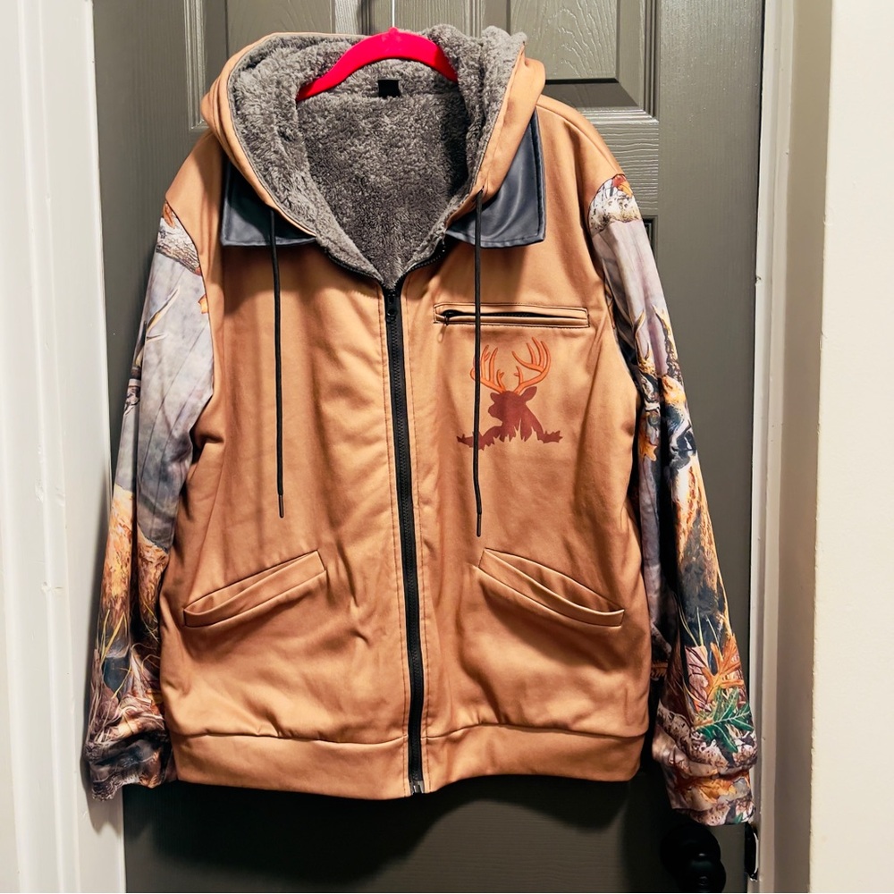 Deer Camo Mid-Weight Outdoor Jacket